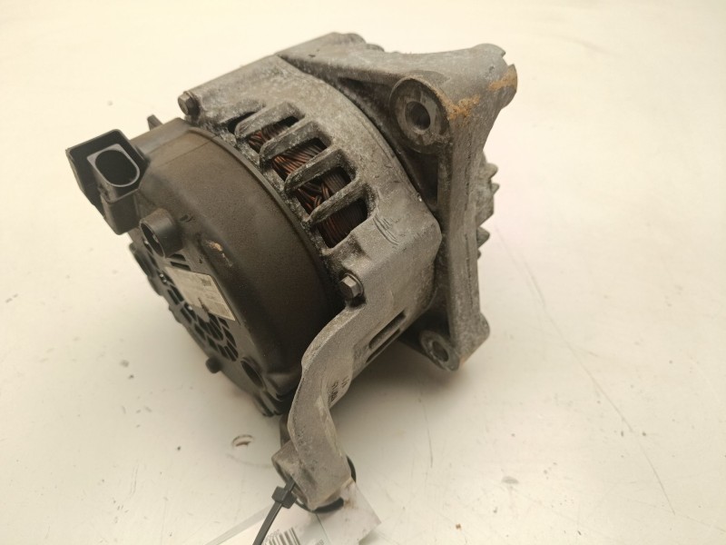 Recambio de alternador para bmw serie 3 berlina (e90) 2.0 16v diesel referencia OEM IAM 7802261  