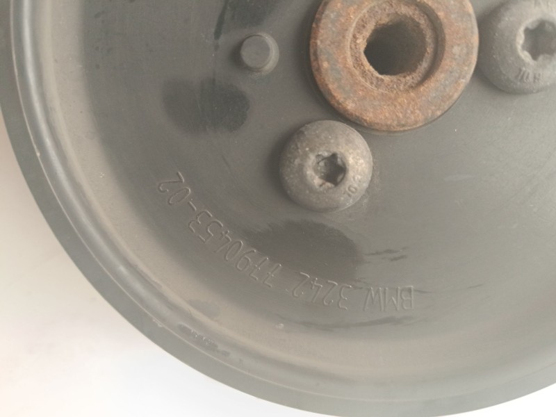 Recambio de bomba direccion para bmw serie 1 berlina (e81/e87) 118d referencia OEM IAM 22427790453-02  