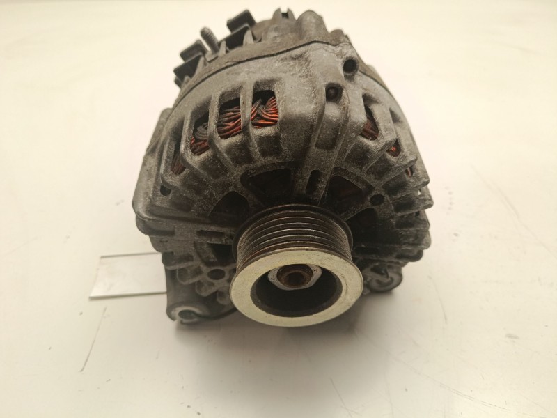 Recambio de alternador para bmw serie 3 berlina (e90) referencia OEM IAM 7802261  