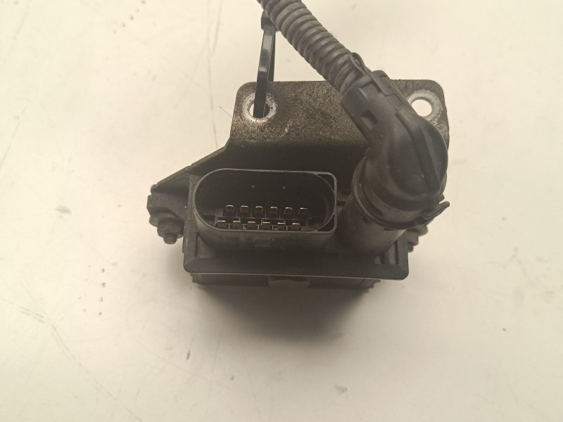 Recambio de modulo electronico para bmw serie 1 berlina (e81/e87) referencia OEM IAM 779800006  