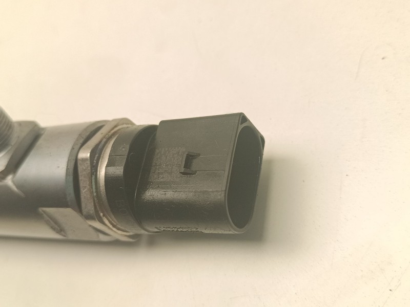 Recambio de rampa inyectora para bmw serie 1 berlina (e81/e87) referencia OEM IAM 961093121230  