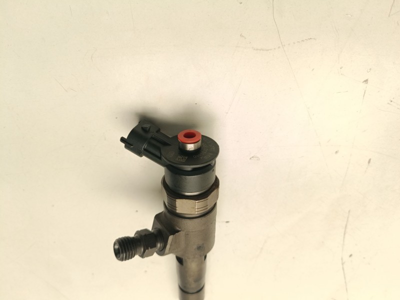 Recambio de inyector para peugeot 206+ básico referencia OEM IAM 0445110339  