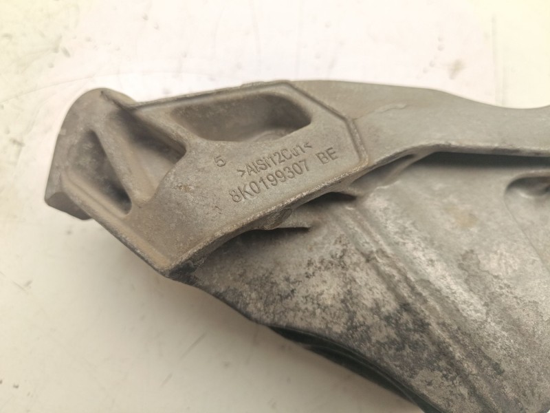 Recambio de soporte motor izquierdo superior para audi a6 c7 (4g2, 4gc) 2.0 tdi referencia OEM IAM 8K0199307BE  