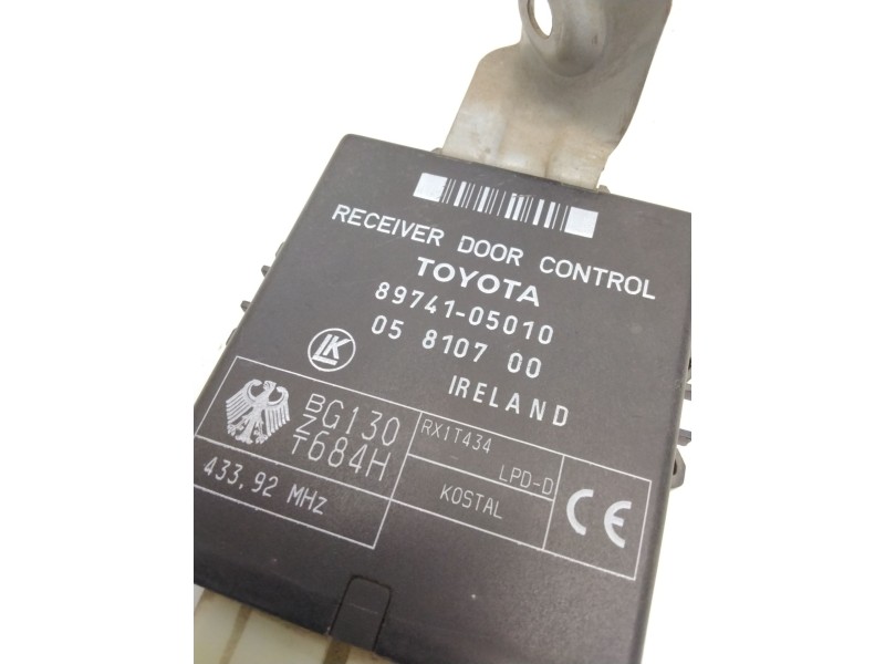 Recambio de modulo control puerta para toyota avensis (_t22_) 2.0 td (ct220_) referencia OEM IAM 89741-05010  05810700
