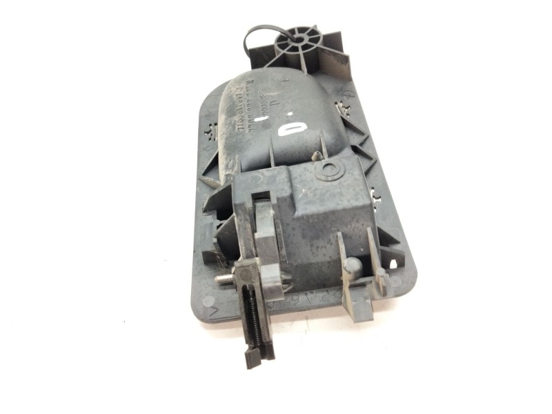 Recambio de maneta interior delantera derecha para renault laguna i (b56_, 556_) 1.9 dti (b56j) referencia OEM IAM 7700823285N  