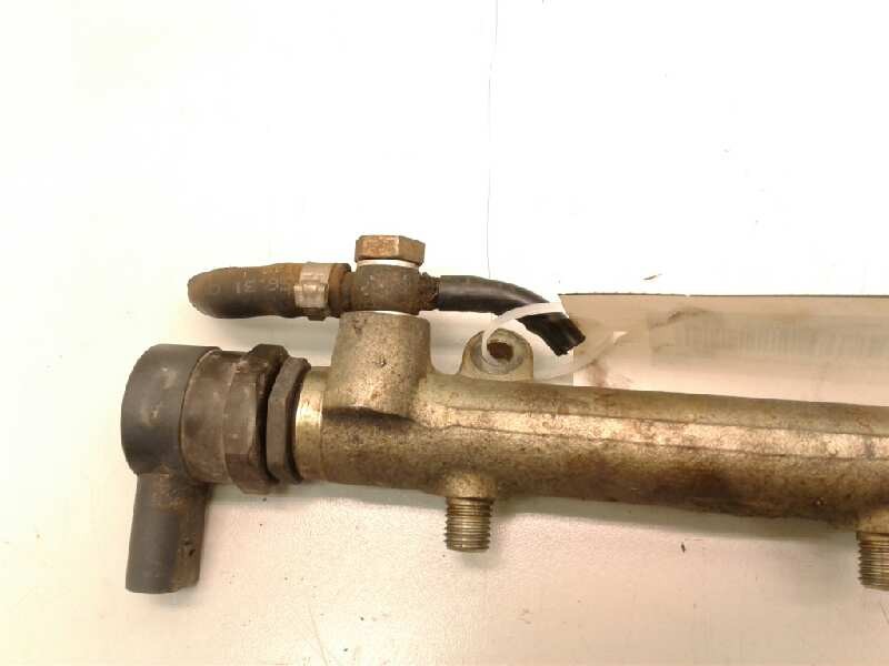 Recambio de rampa inyectora para mercedes-benz clase e (w211) berlina 3.2 cdi cat referencia OEM IAM A6130700195  