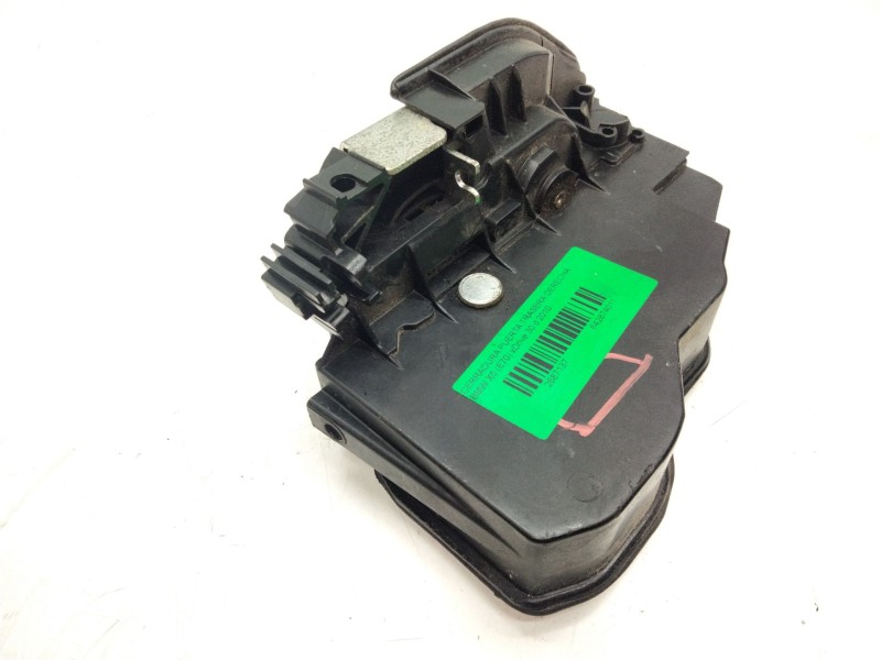 Recambio de cerradura puerta trasera derecha para bmw x5 (e70) xdrive 30 d referencia OEM IAM 727674  