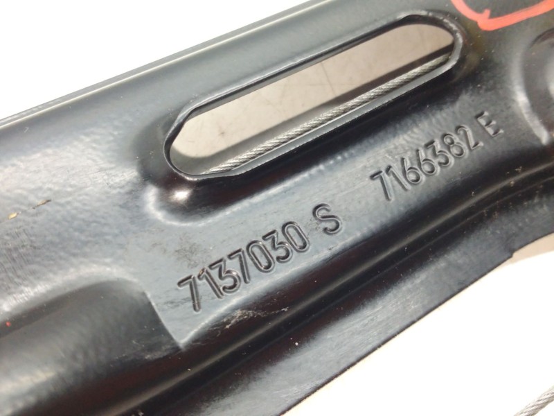 Recambio de elevalunas trasero derecho para bmw x5 (e70) xdrive 30 d referencia OEM IAM 7166382E  