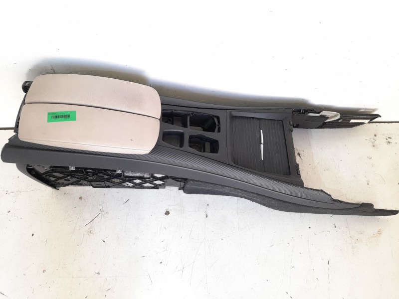 Recambio de reposabrazos para bmw x5 (e70) xdrive 30 d referencia OEM IAM   