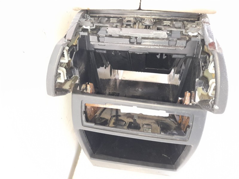 Recambio de reposabrazos para bmw x5 (e70) xdrive 30 d referencia OEM IAM   