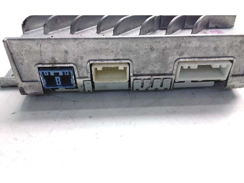 Recambio de amplificador de radio para mazda cx-30 referencia OEM IAM DGH966A20  