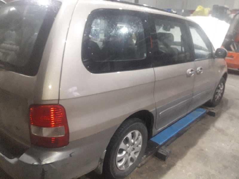 kia carnival ii del año 2003