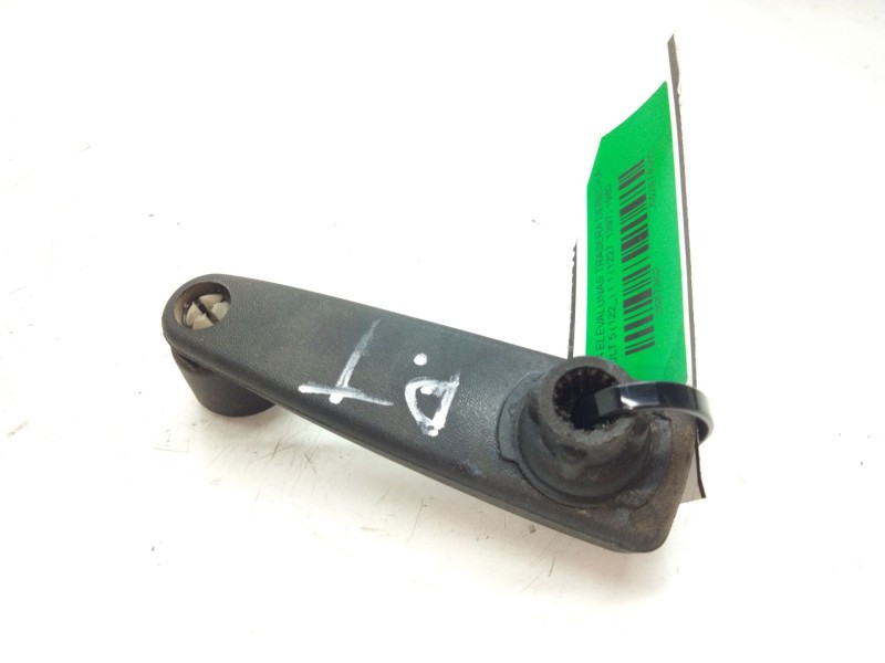 Recambio de maneta elevalunas trasera derecha para renault 5 (122_) 1.1 (1227, 1397) referencia OEM IAM   