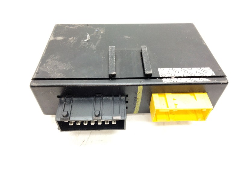 Recambio de centralita cierre para peugeot 205 furgoneta/hatchback 1.8 d referencia OEM IAM 9639819680  