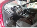 FORD FOCUS III SEDÁN