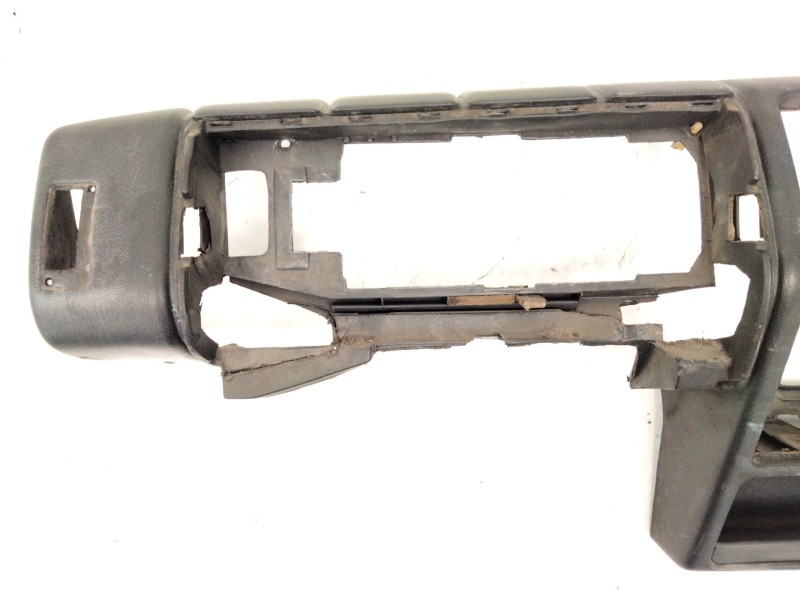 Recambio de salpicadero para renault 5 (122_) 1.1 (1227, 1397) referencia OEM IAM 7700688037  