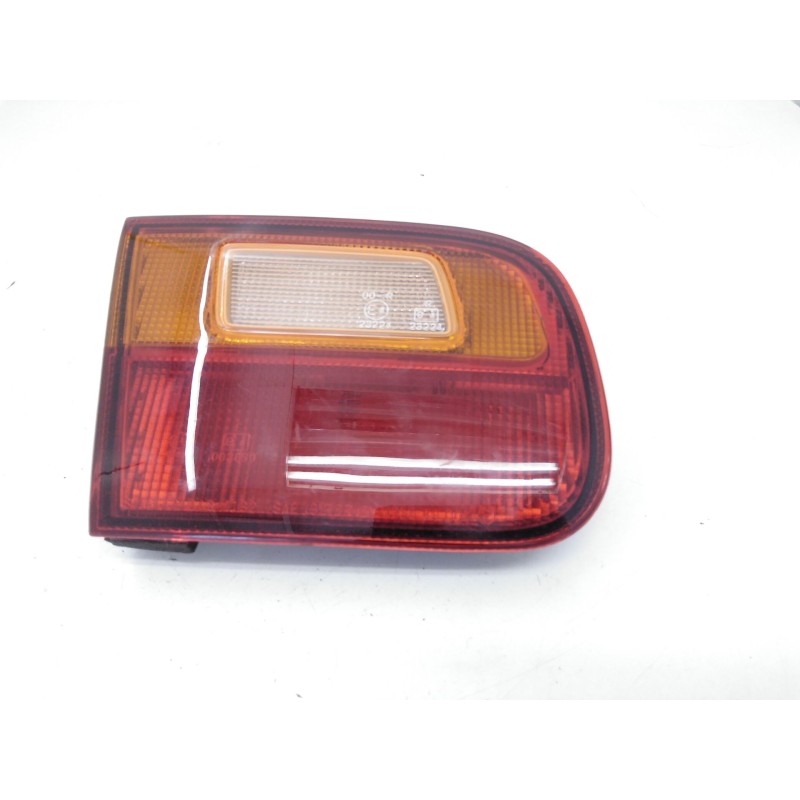 Recambio de piloto trasero derecho porton para honda civic v hatchback (eg) 1.5 i 16v (eg4) referencia OEM IAM 043-1132  