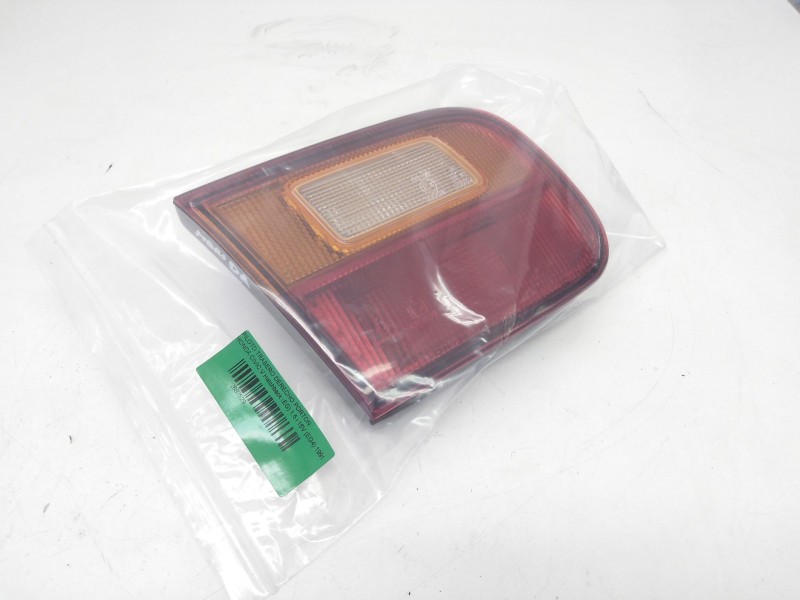 Recambio de piloto trasero derecho porton para honda civic v hatchback (eg) 1.5 i 16v (eg4) referencia OEM IAM 043-1132  