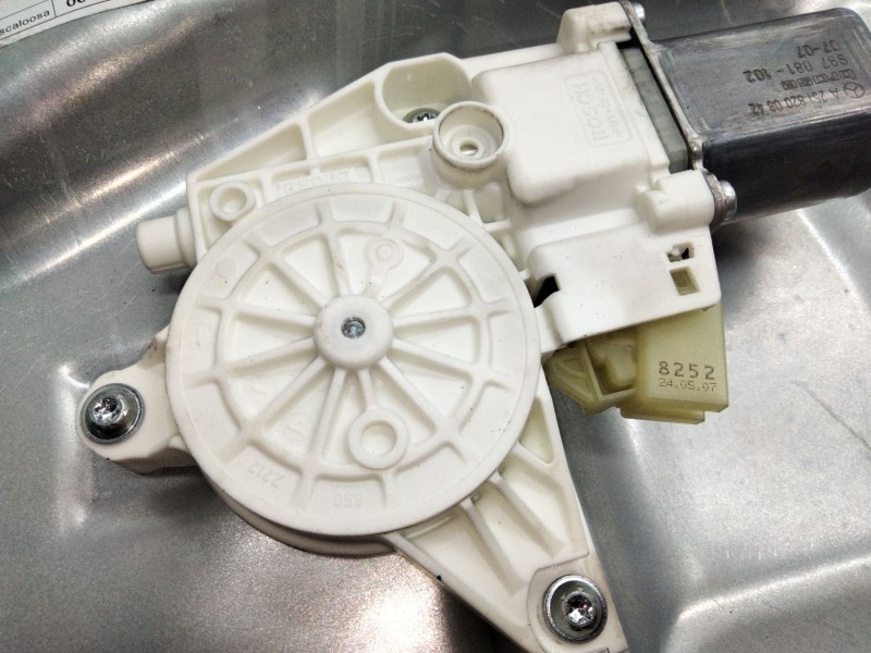 Recambio de elevalunas delantero derecho para mercedes-benz clase r (w251, v251) r 320 cdi 4-matic (251.022, 251.122) referencia