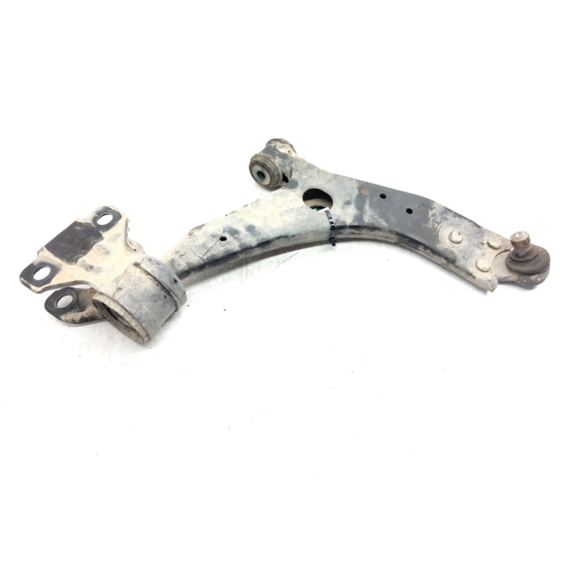 Recambio de brazo suspension inferior delantero derecho para ford focus iii sedán 1.0 ecoboost referencia OEM IAM 3401620030  