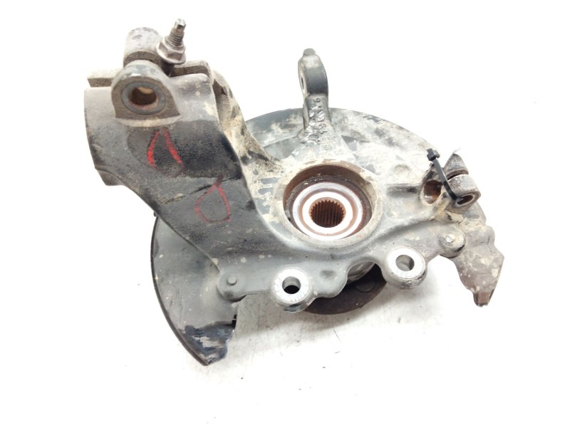 Recambio de mangueta delantera derecha para ford focus iii sedán 1.0 ecoboost referencia OEM IAM AV613K17  