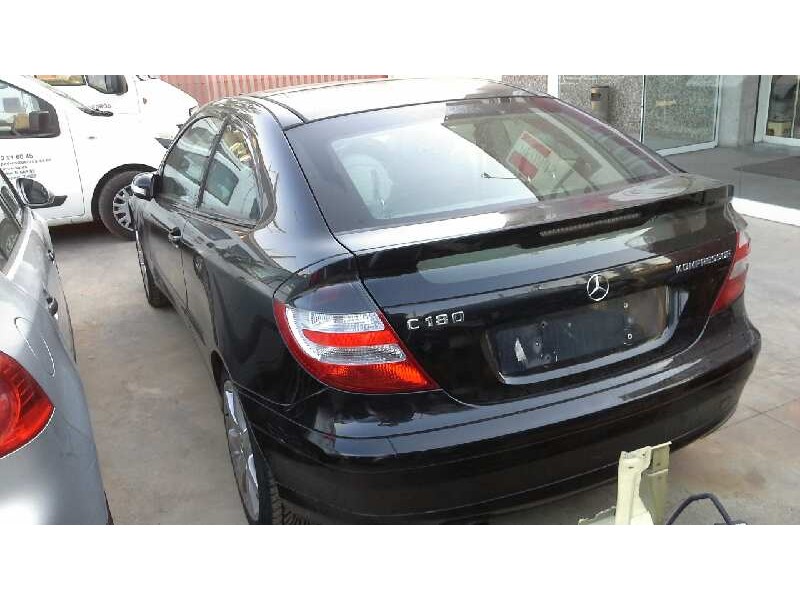 mercedes-benz clase c (w203) sportcoupe del año 2004