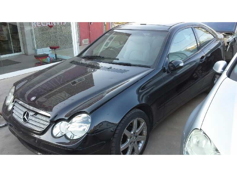 mercedes-benz clase c (w203) sportcoupe del año 2004