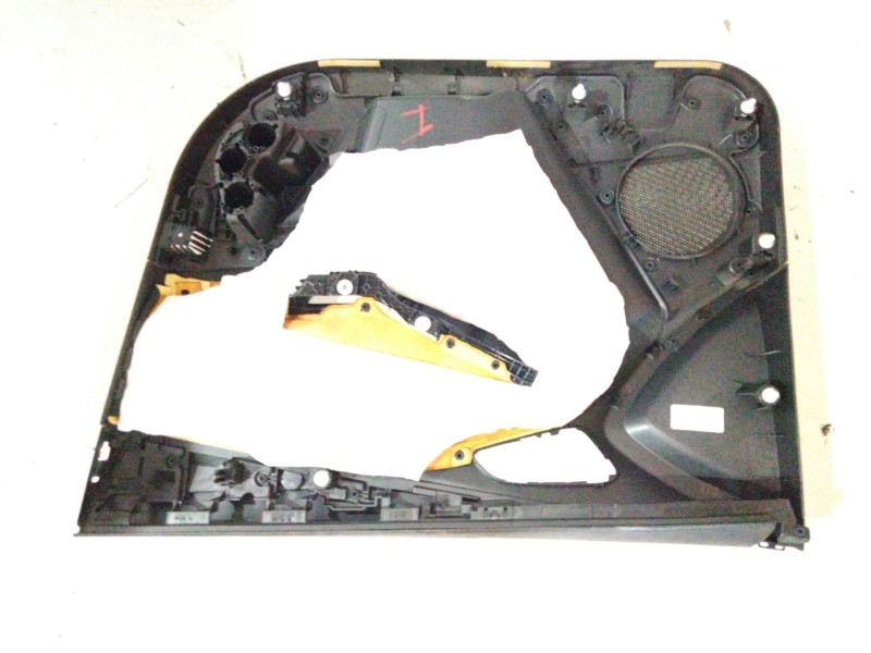 Recambio de guarnecido puerta delantera izquierda para ford focus iii sedán 1.0 ecoboost referencia OEM IAM F1EBA23943  