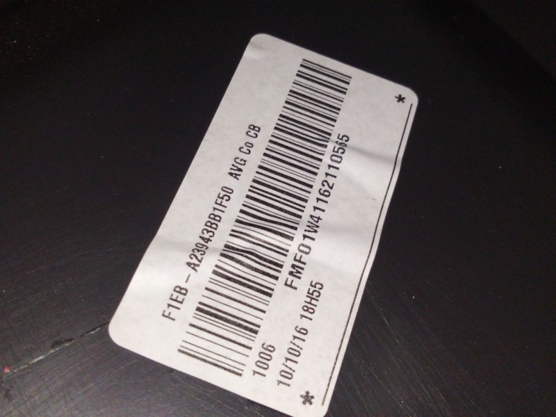 Recambio de guarnecido puerta delantera izquierda para ford focus iii sedán 1.0 ecoboost referencia OEM IAM F1EBA23943  