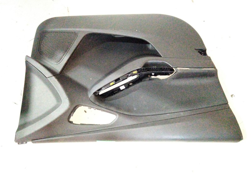 Recambio de guarnecido puerta delantera izquierda para ford focus iii sedán 1.0 ecoboost referencia OEM IAM F1EBA23943  