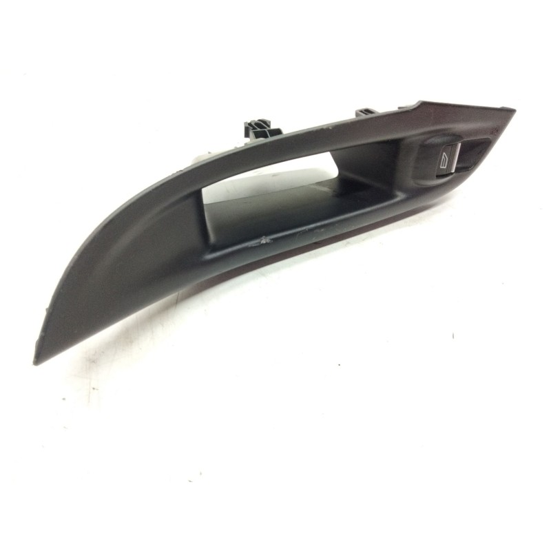 Recambio de mando elevalunas trasero izquierdo para ford focus iii sedán 1.0 ecoboost referencia OEM IAM BM51A237W21  