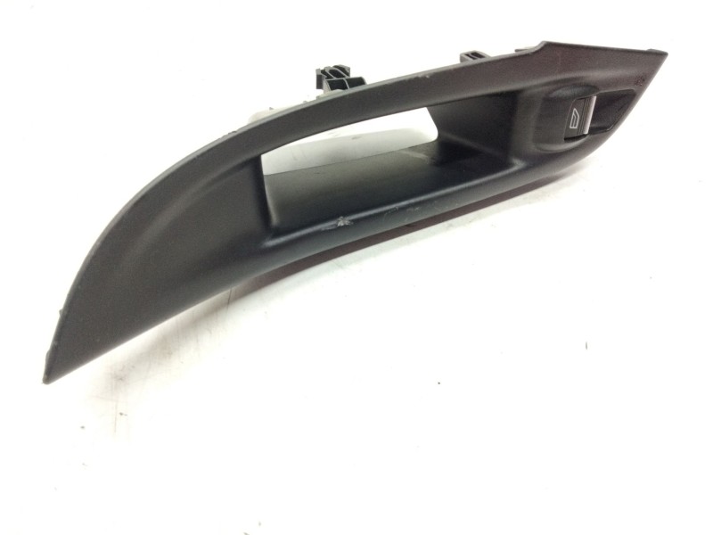 Recambio de mando elevalunas trasero izquierdo para ford focus iii sedán 1.0 ecoboost referencia OEM IAM BM51A237W21  