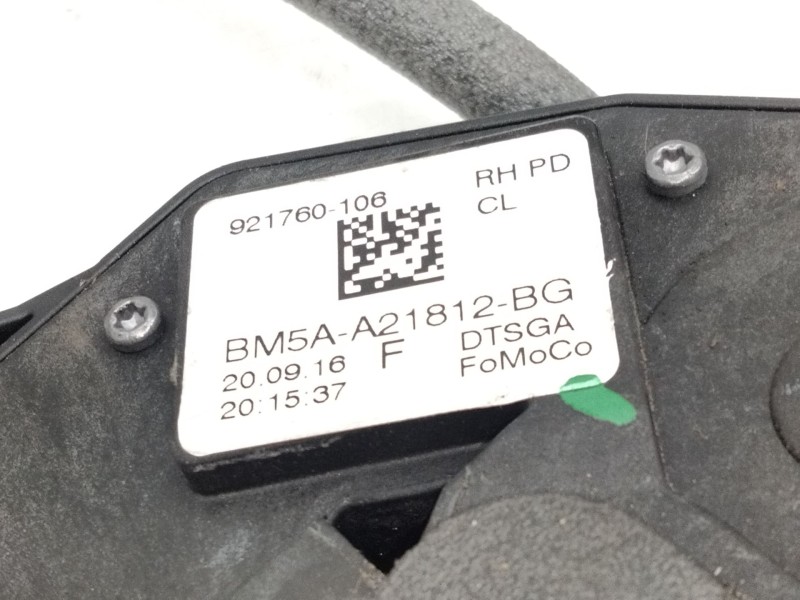 Recambio de cerradura puerta delantera derecha para ford focus iii sedán 1.0 ecoboost referencia OEM IAM BM5AA21812BG  