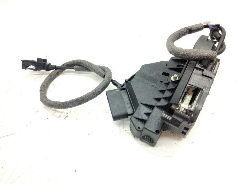 Recambio de cerradura puerta delantera izquierda para ford focus iii sedán 1.0 ecoboost referencia OEM IAM BM5AA21813AG  