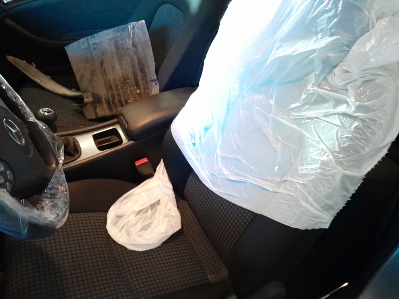 mercedes-benz clase c (w203) berlina del año 2004