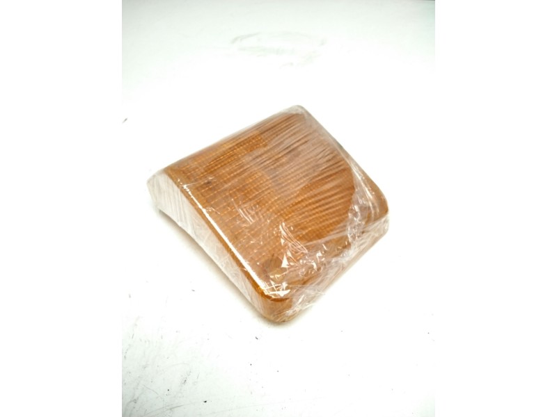 Recambio de piloto trasero derecho para iveco 100e 150e24 referencia OEM IAM 05.523.00-S  SOLO TULIPA