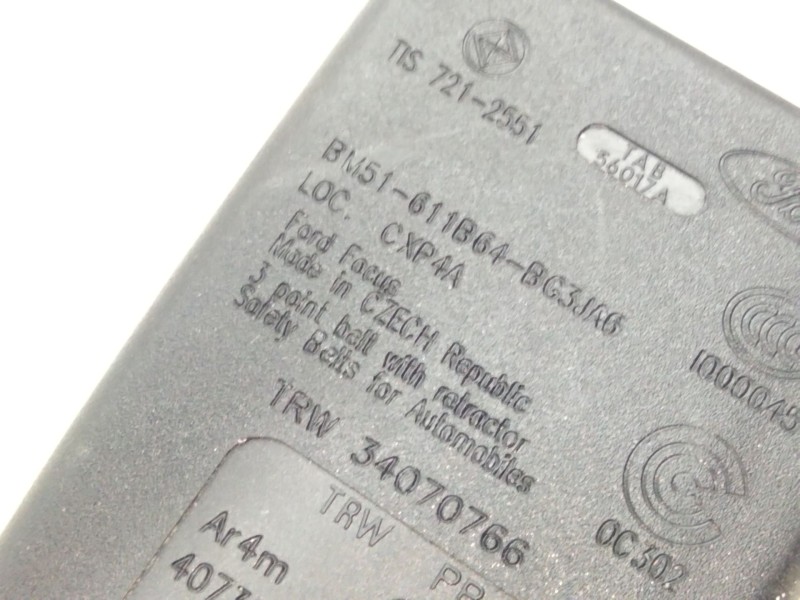 Recambio de enganche cinturon trasero izquierdo para ford focus iii sedán 1.0 ecoboost referencia OEM IAM BM51611B64  