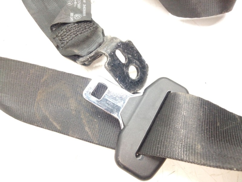 Recambio de cinturon seguridad trasero derecho para ford focus iii sedán 1.0 ecoboost referencia OEM IAM BM51611B68  