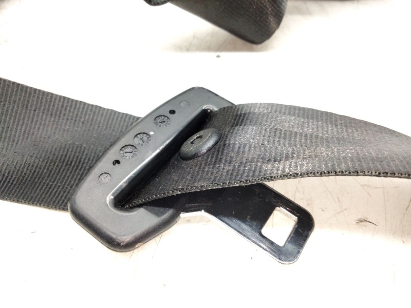 Recambio de cinturon seguridad trasero izquierdo para ford focus iii sedán 1.0 ecoboost referencia OEM IAM BM51611B68  