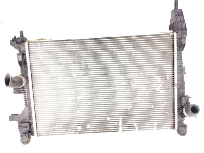 Recambio de radiador agua para ford focus iii sedán 1.0 ecoboost referencia OEM IAM CV618005VC  