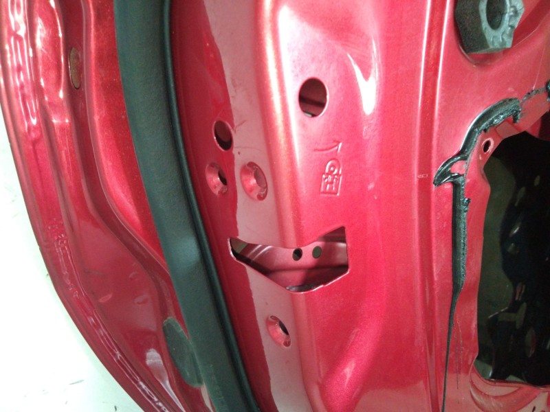 Recambio de puerta trasera izquierda para ford focus iii sedán 1.0 ecoboost referencia OEM IAM   