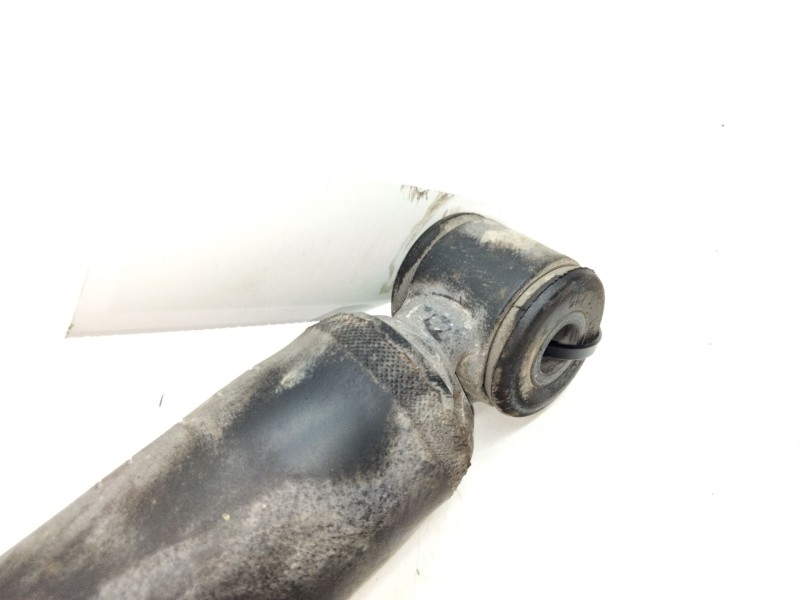 Recambio de amortiguador trasero derecho para ford focus iii sedán 1.0 ecoboost referencia OEM IAM   