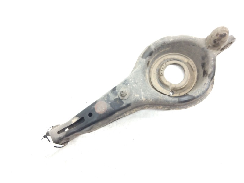 Recambio de brazo suspension inferior trasero derecho para ford focus iii sedán 1.0 ecoboost referencia OEM IAM   