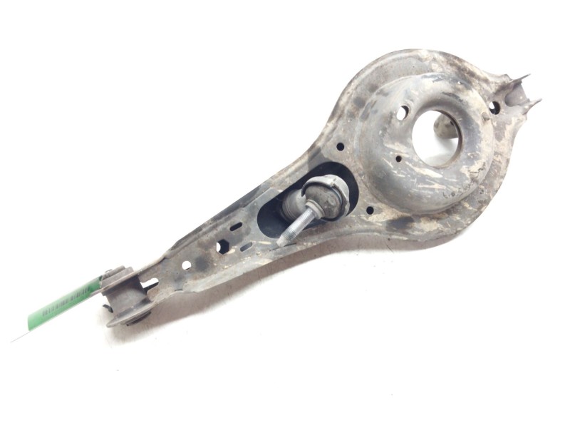 Recambio de brazo suspension inferior trasero derecho para ford focus iii sedán 1.0 ecoboost referencia OEM IAM   