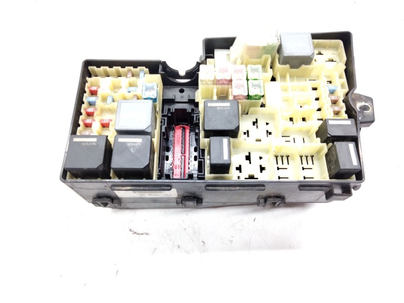 Recambio de caja fusibles para ford focus iii sedán 1.0 ecoboost referencia OEM IAM F1FT14K733CSC  
