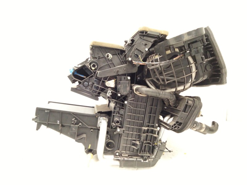Recambio de calefaccion entera normal para ford focus iii sedán 1.0 ecoboost referencia OEM IAM H1F119B555EB  