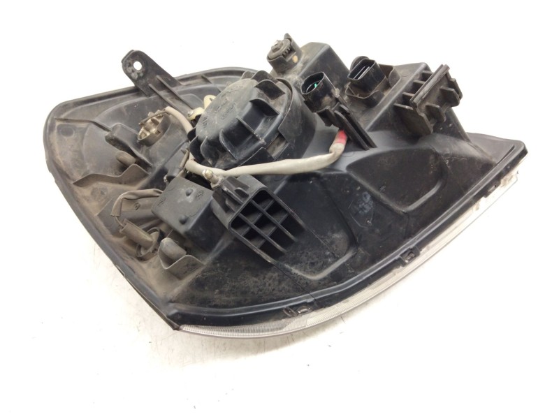 Recambio de faro izquierdo para hyundai h-1 / starex autobús (a1) 2.5 tci referencia OEM IAM   