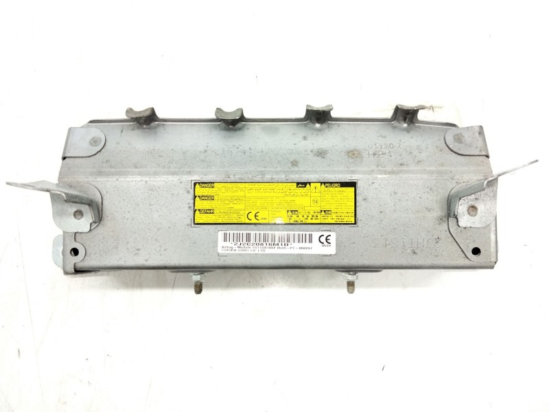 Recambio de airbaig delantero izquierdo de pies para toyota auris referencia OEM IAM 0589P1000297  