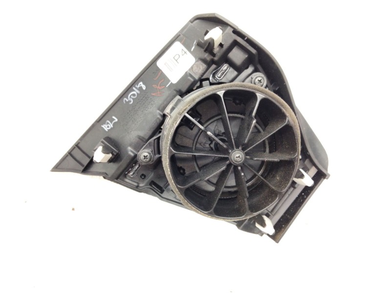 Recambio de aireador izquierdo para toyota auris referencia OEM IAM 5540402200  