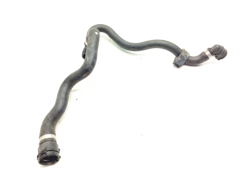 Recambio de tubo radiador para mercedes-benz clase c all-terrain (s206) c 220 d 4-matic (206.214) referencia OEM IAM A2065013300